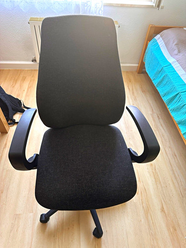 Bürodrehstuhl gepolstert