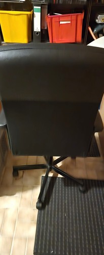 Schwarzer büro drehstuhl mit - schwarzer, büro-drehstuhl
